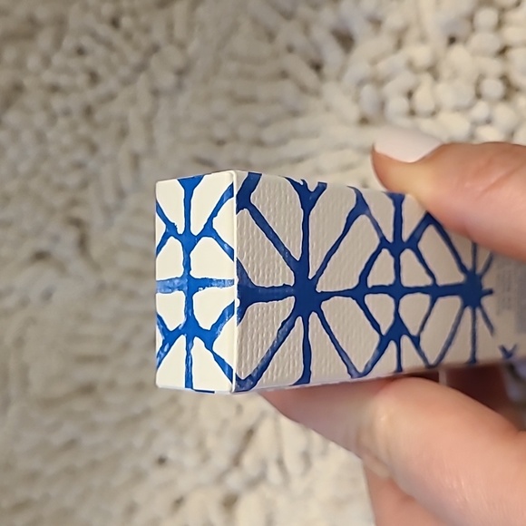 Tory Burch Bel Azur Roll-On Perfume *DISCONTINUED* - Picture 3 of 3